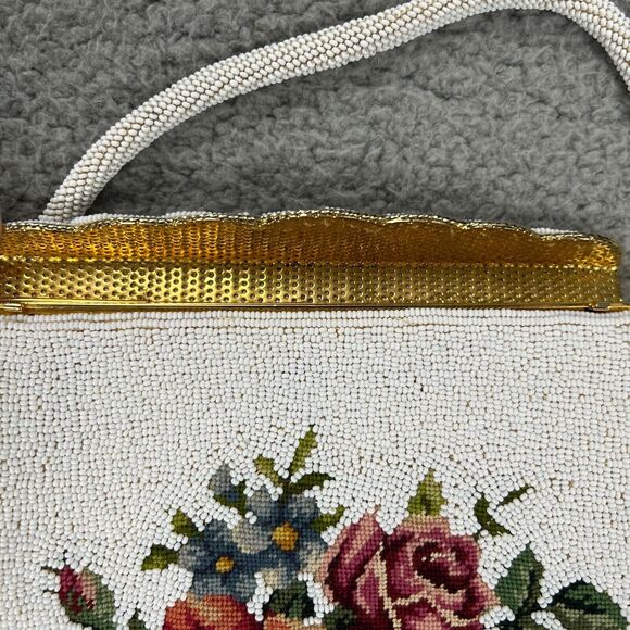 Vintage Floral Needlepoint Seed Beaded Purse Handbag Hinge Closure Beaded Strap - Picture 6 of 9